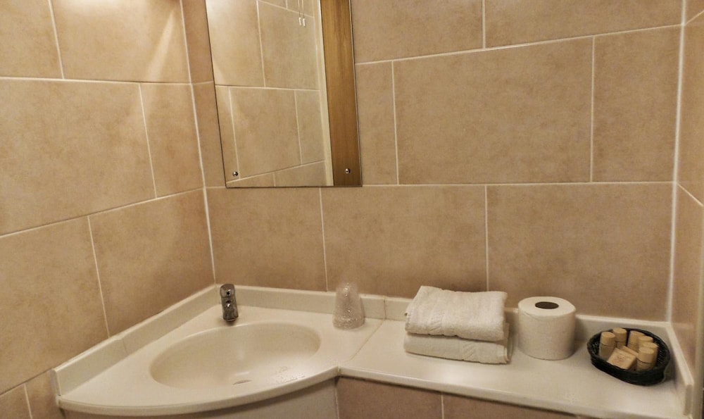 Parkside International Hotel 22/41