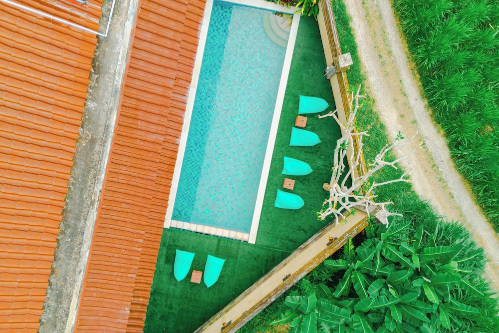 Starloka Saba Bali Hotel 60/65