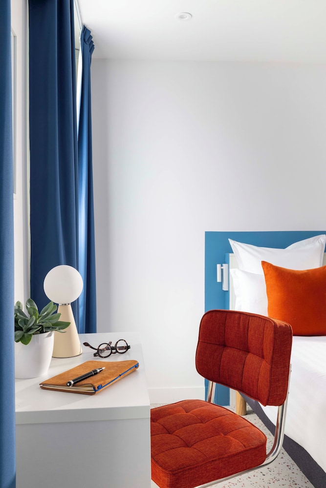 HOTEL SAINT SEBASTIEN 35/43