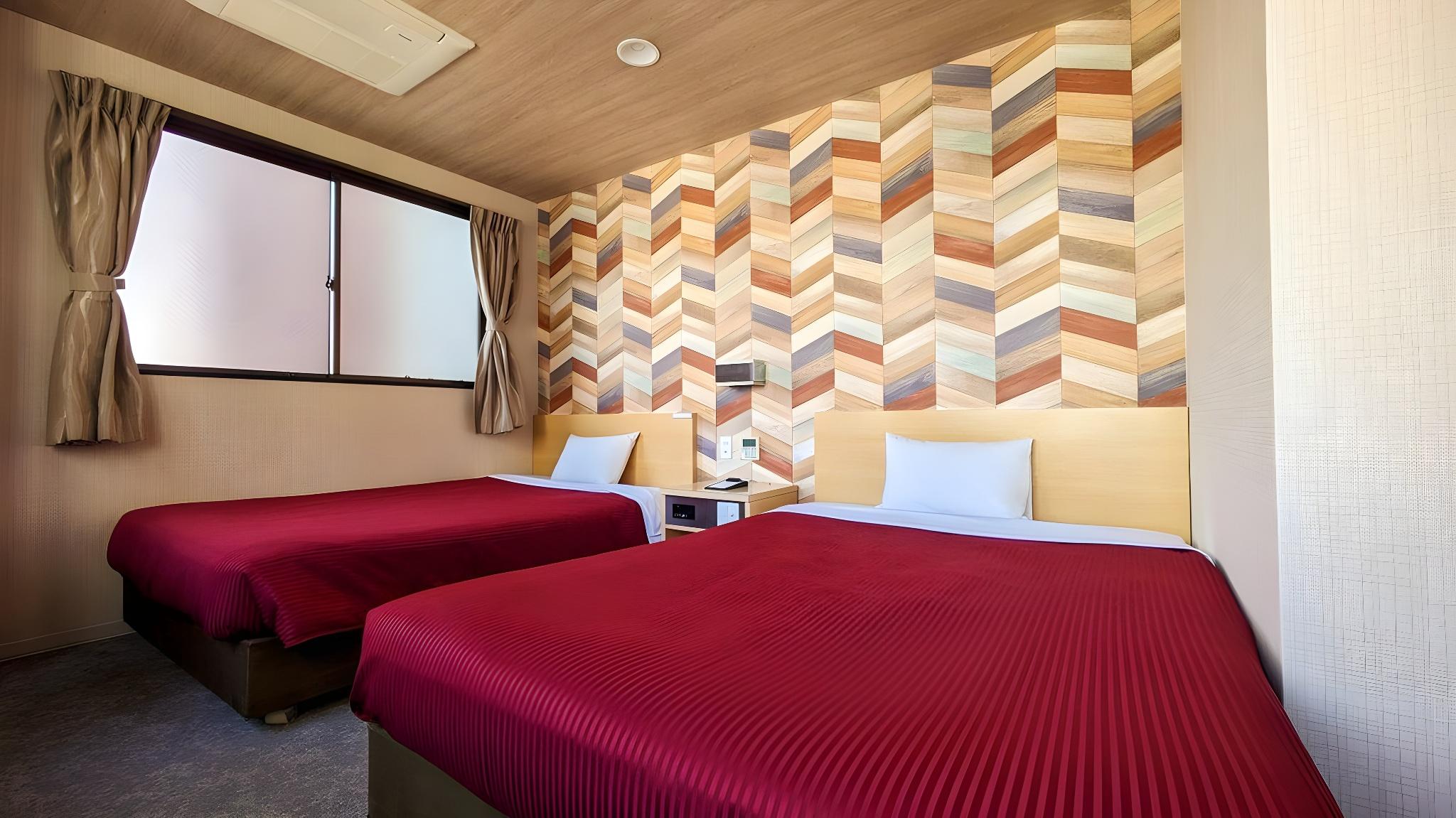 Standard, Twin Beds, Electronic Cigarette Only, Smoking