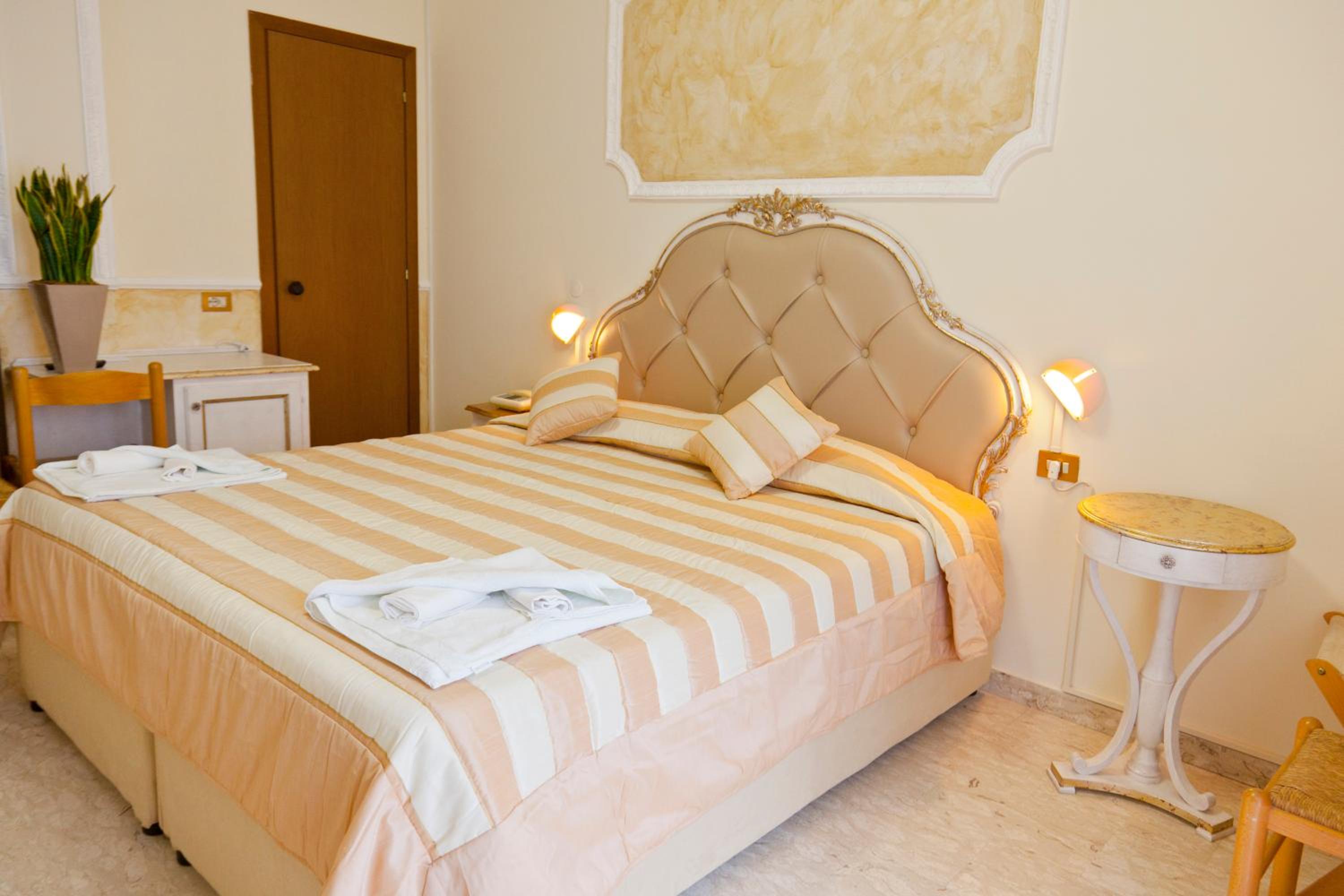غرفة كومفورت رباعية، Tahiti Hotel 5/10
