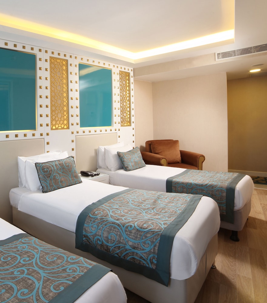 Great Fortune Hotel & SPA 15/70