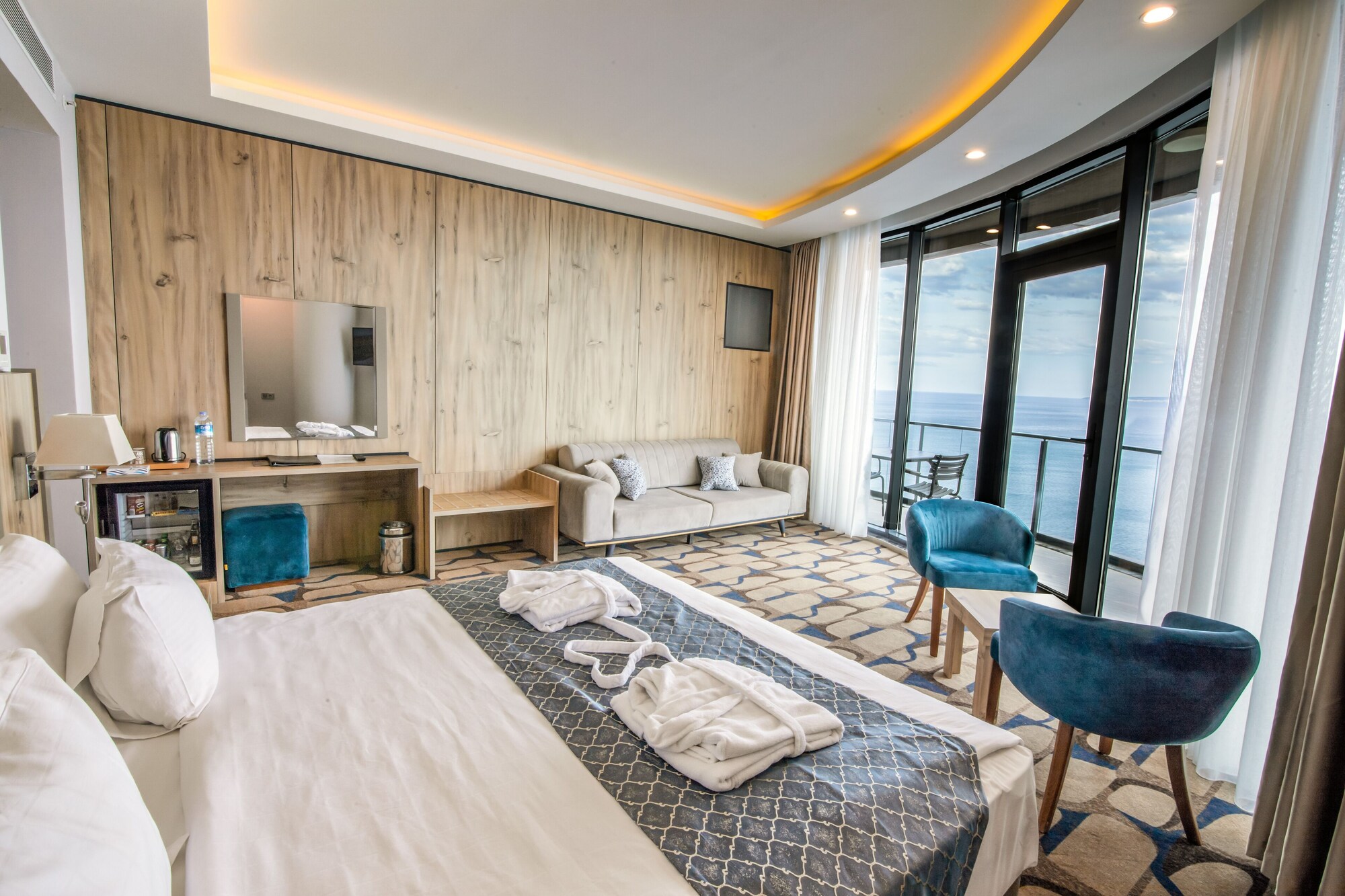 جناح تنفيذي بسرير كينج بإطلالة على البحر، Blue Mudanya Hotel 7/10