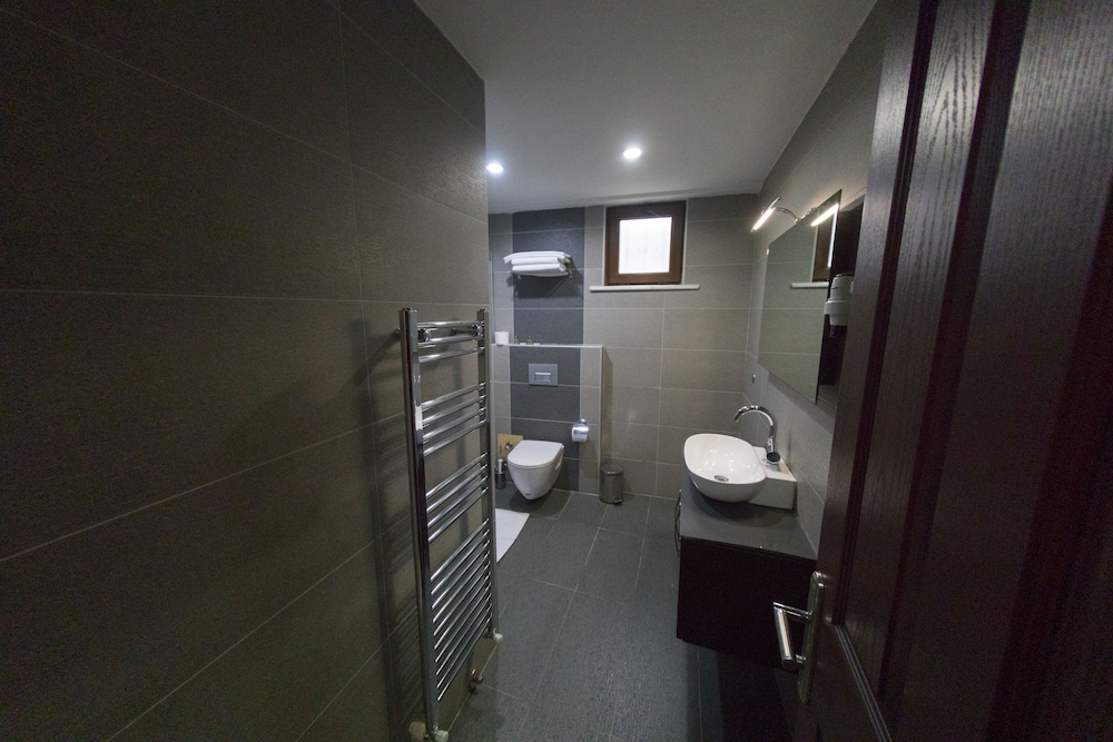 Helen Suites Aparts 50/50