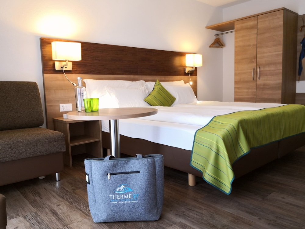 Therme 51 17/50