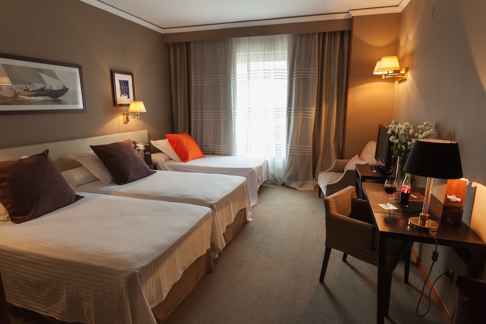 Hotel Conqueridor Ex Medium 26/72
