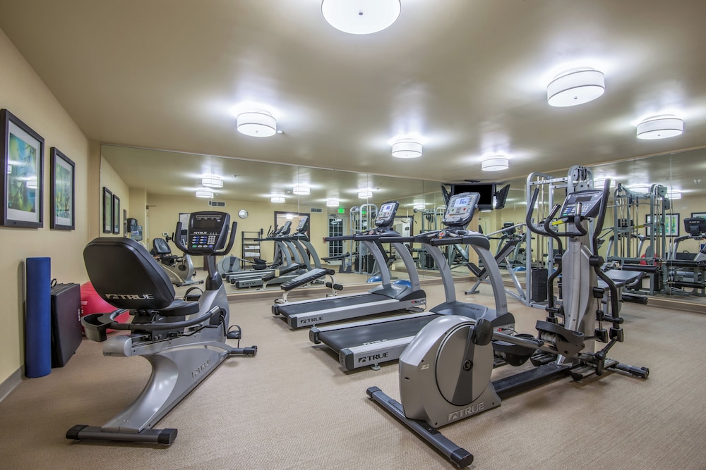 Staybridge Suites Allentown West 21/40