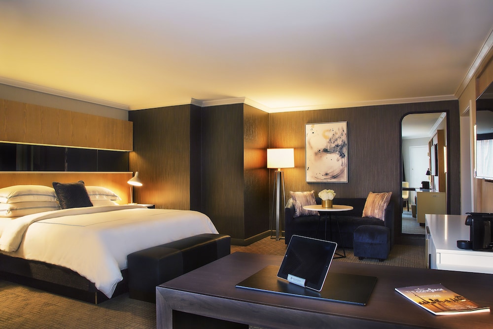 The Yorkville Royal Sonesta Hotel Toronto 6/55