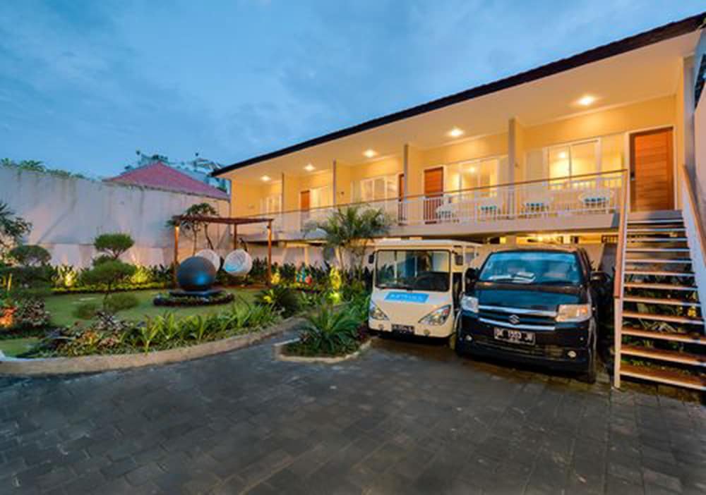 Destiny Villas and Residence 13/52
