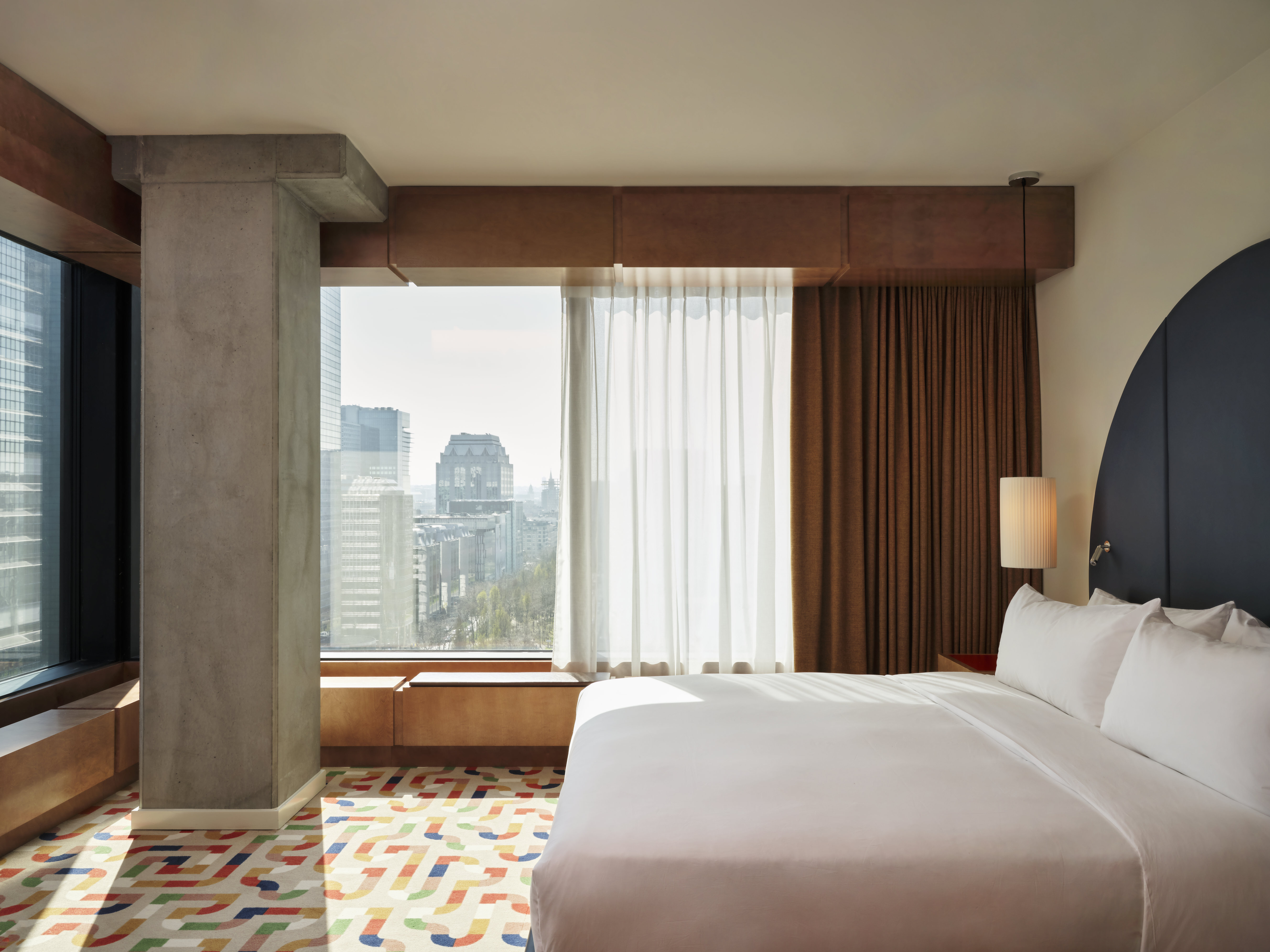 The Standard, Brussels 13/53