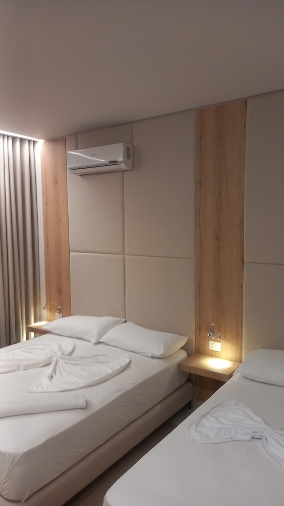 Hotel Aglon 19/50