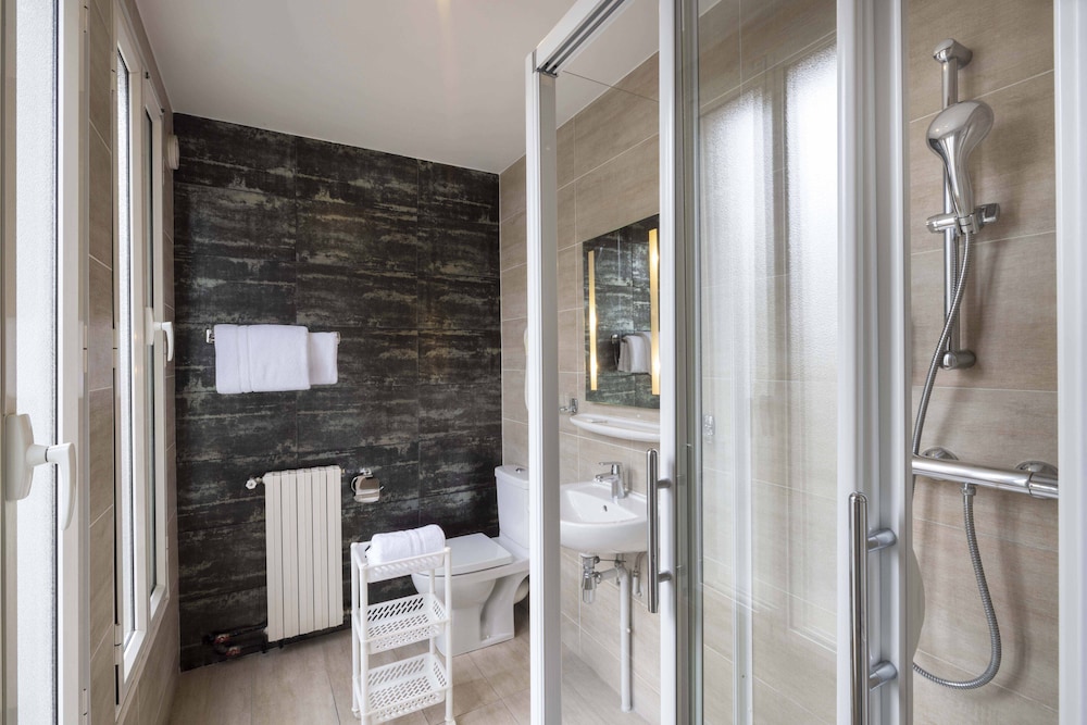 Bijou Hotel Paris Boulogne 33/35