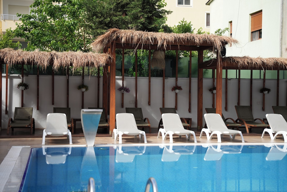Hotel Horizont 59/62