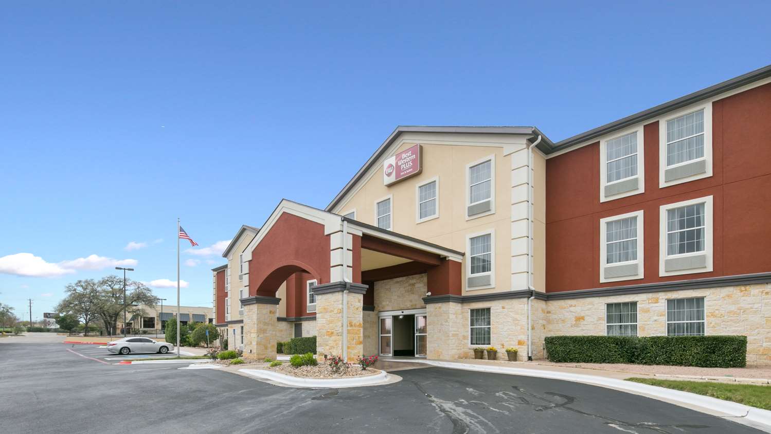 Best Western Plus Georgetown Inn and Suites 10/11