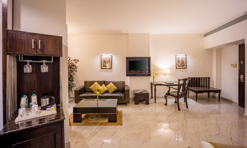 Shanti Palace 52/71