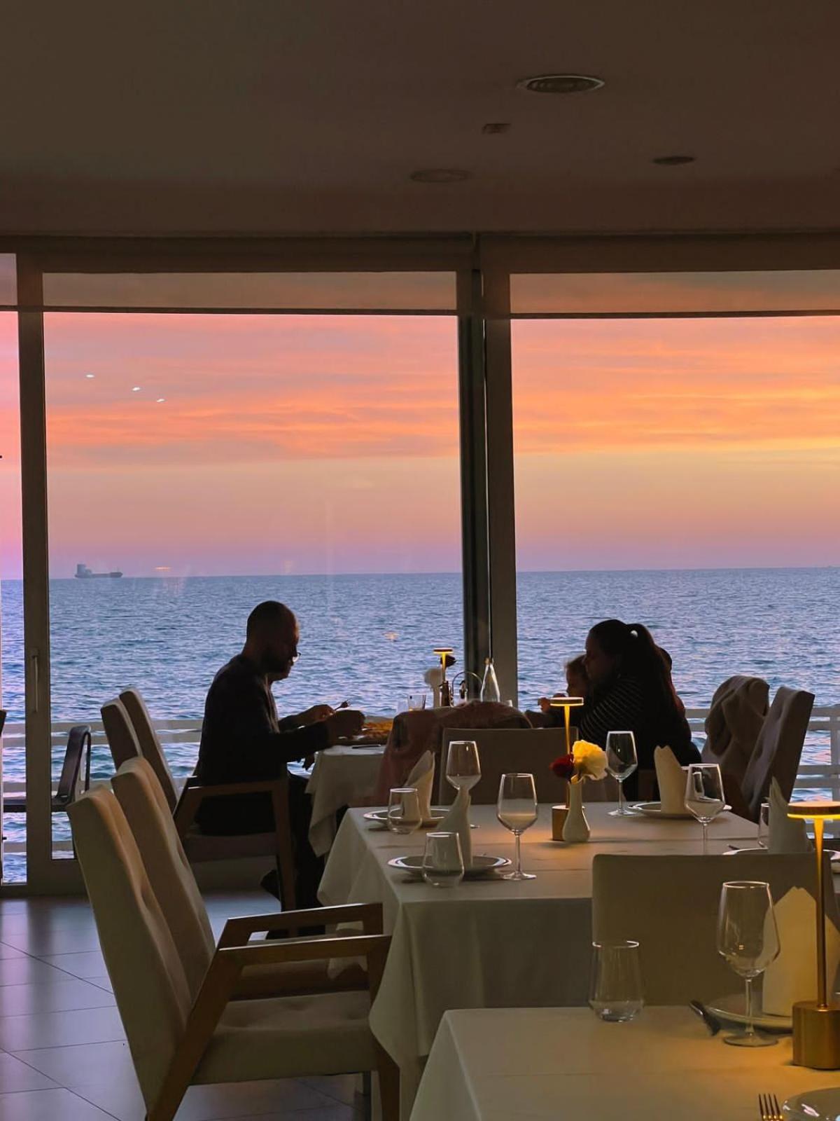 Ventus Harbor Hotel 21/26