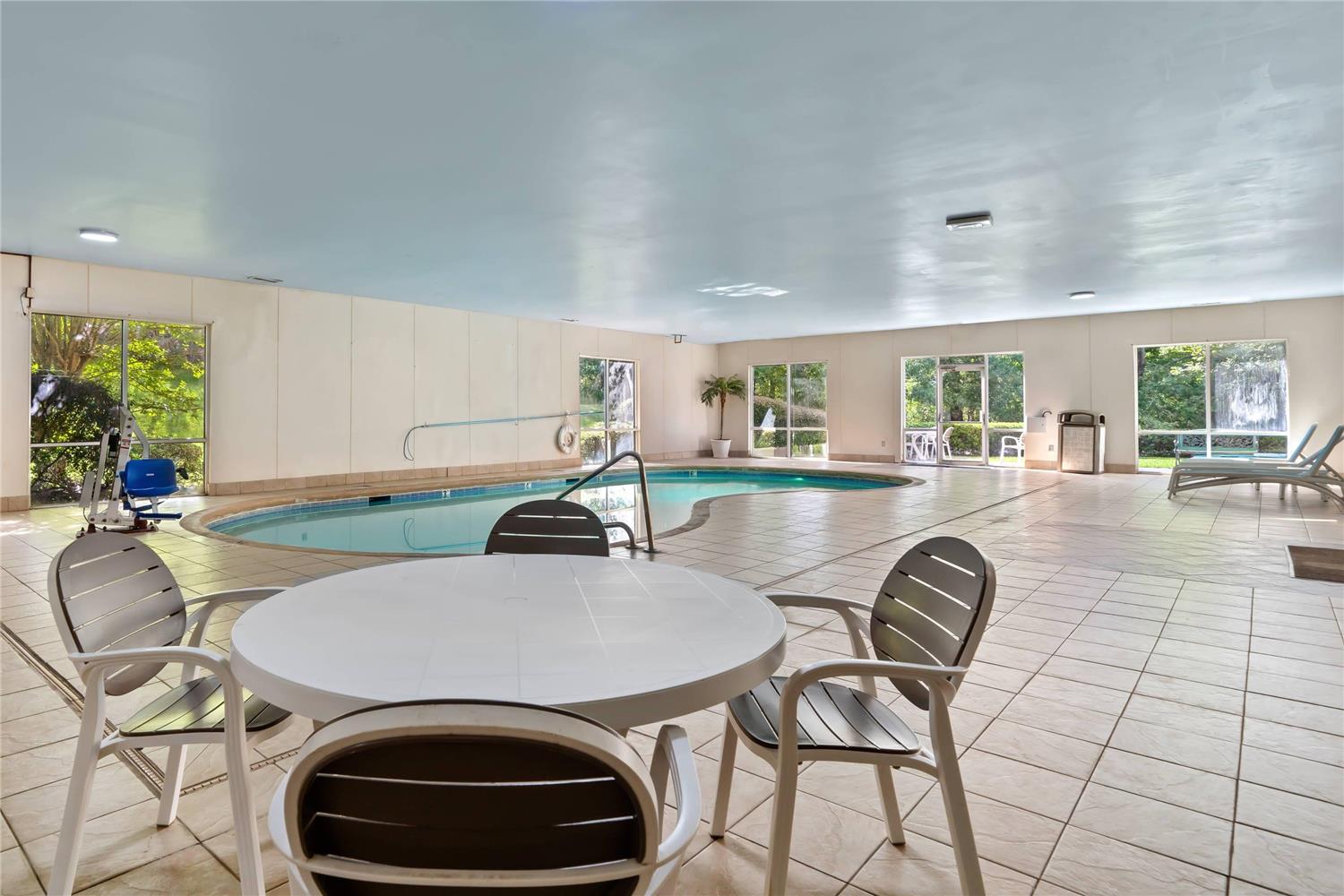 Comfort Suites Milledgeville 22/37