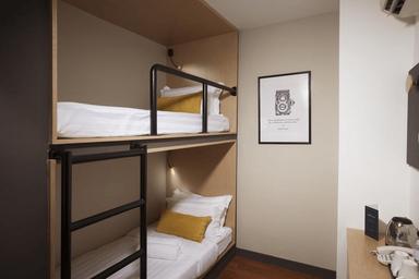 Room, Double Bed, No Window