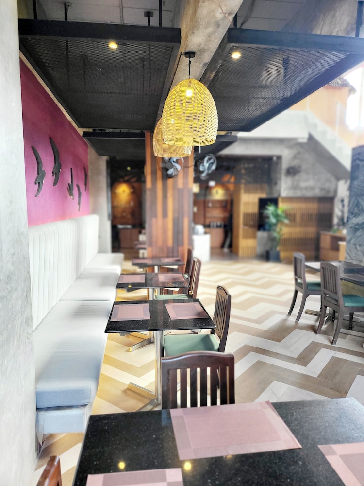 De Coze Hotel 52/63