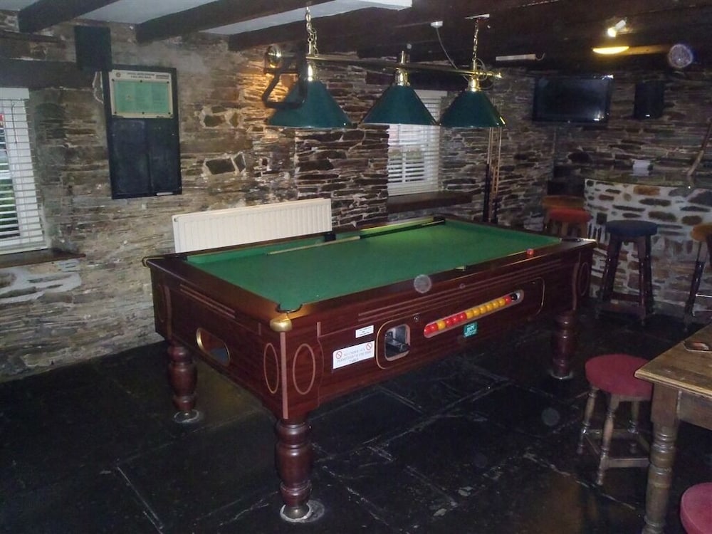 Farmers Arms 3/28