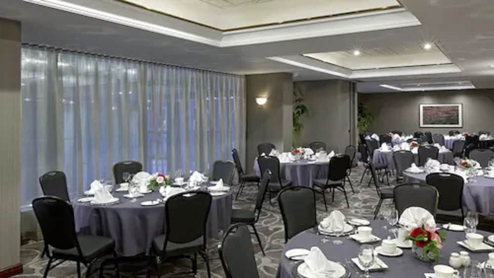 Cambridge Suites Hotel - Toronto 54/67