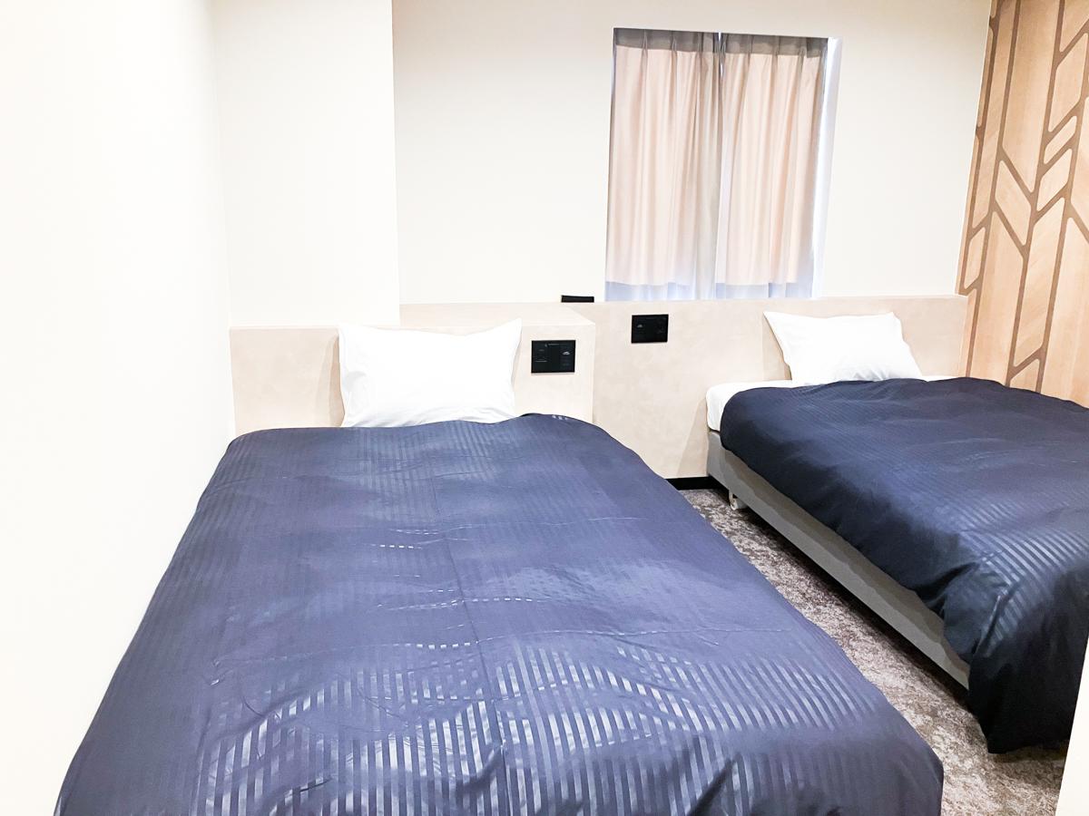 Semi Room, 2 Semi Double Beds