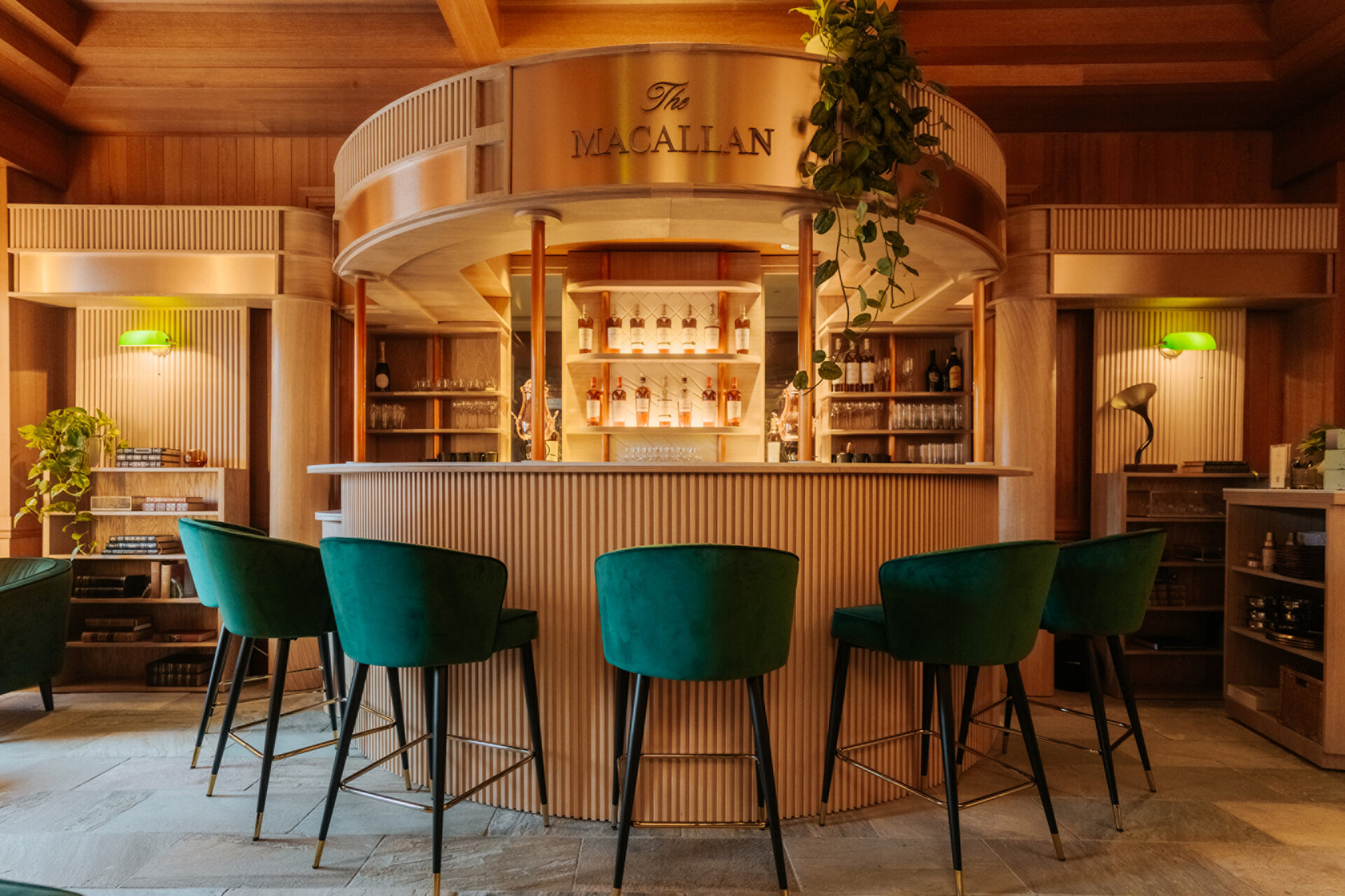 Four Seasons Resort Whistler 80/100