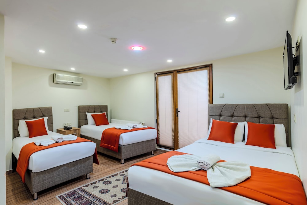 Hotel Silviya 10/50