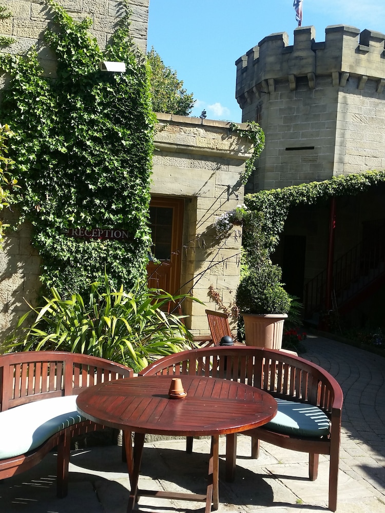 The Garrison Hotel 45/59