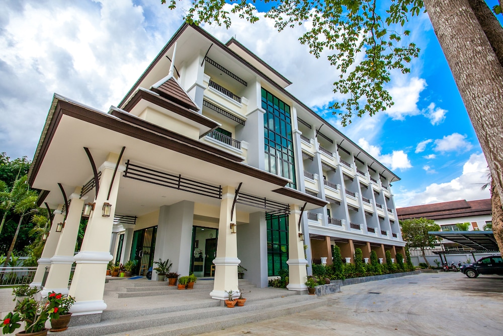 Wanarom Residence Hotel 12/52
