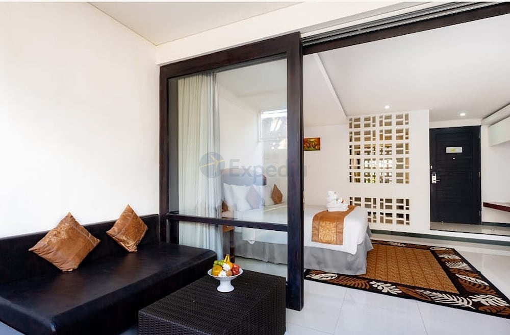 The Kanjeng Suites Kuta Galeria - Bali 35/56