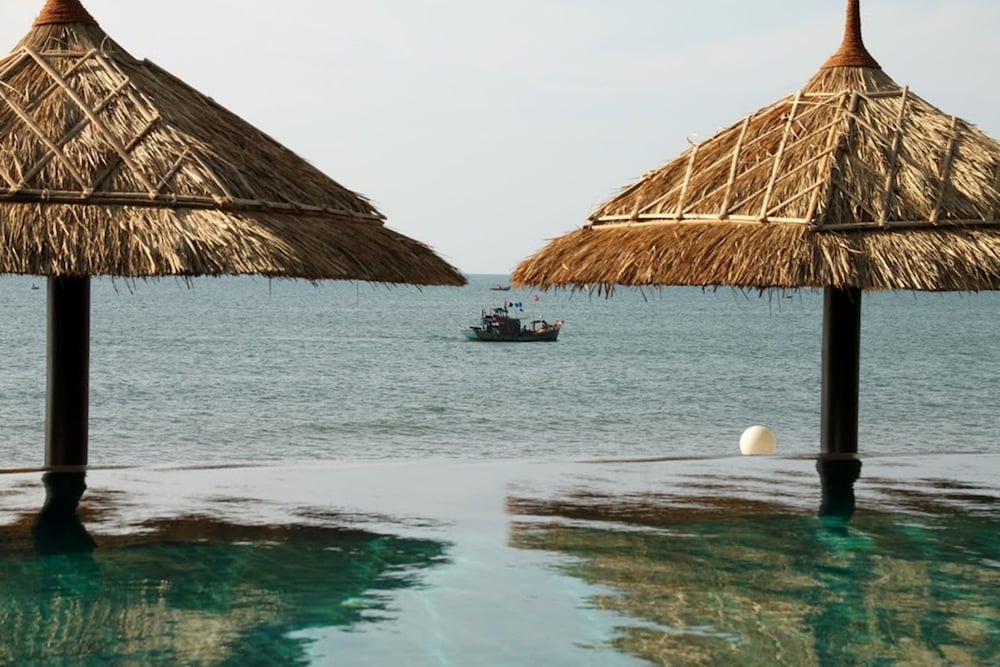 Lotus Village Resort 20/38