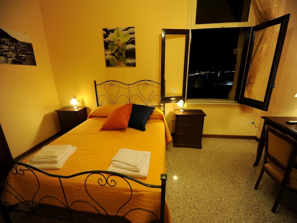 BARONE BED AND BREAKFAST 31/34