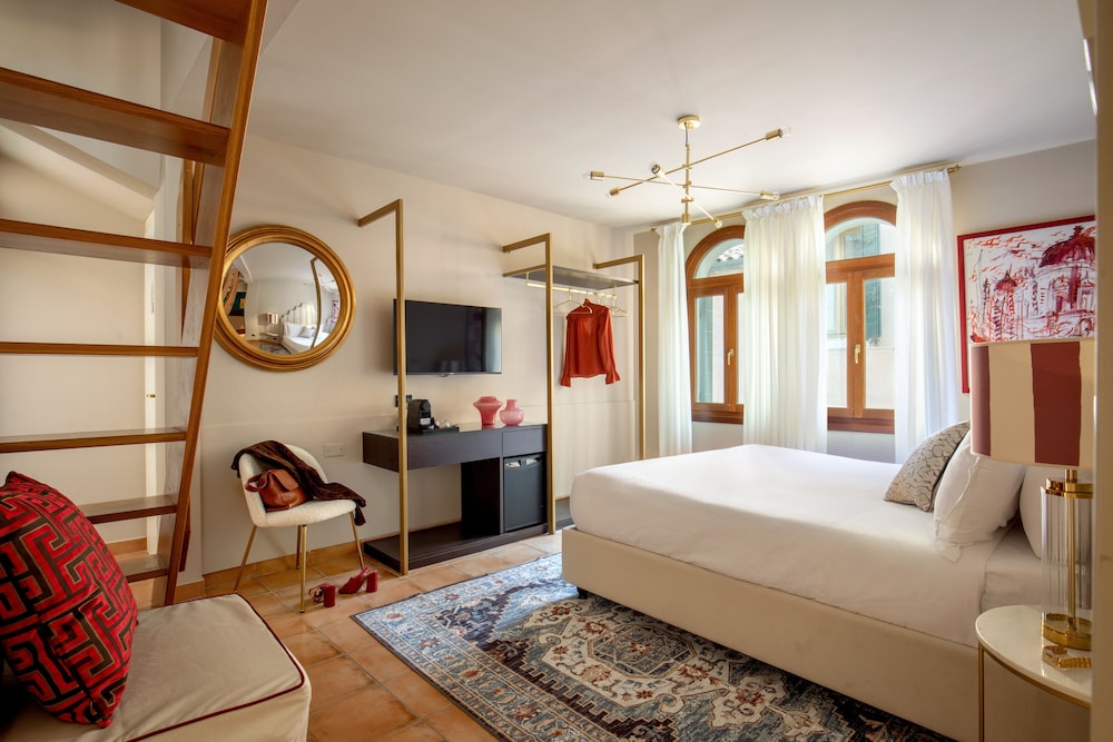 Exclusive, Double Bed 2/5