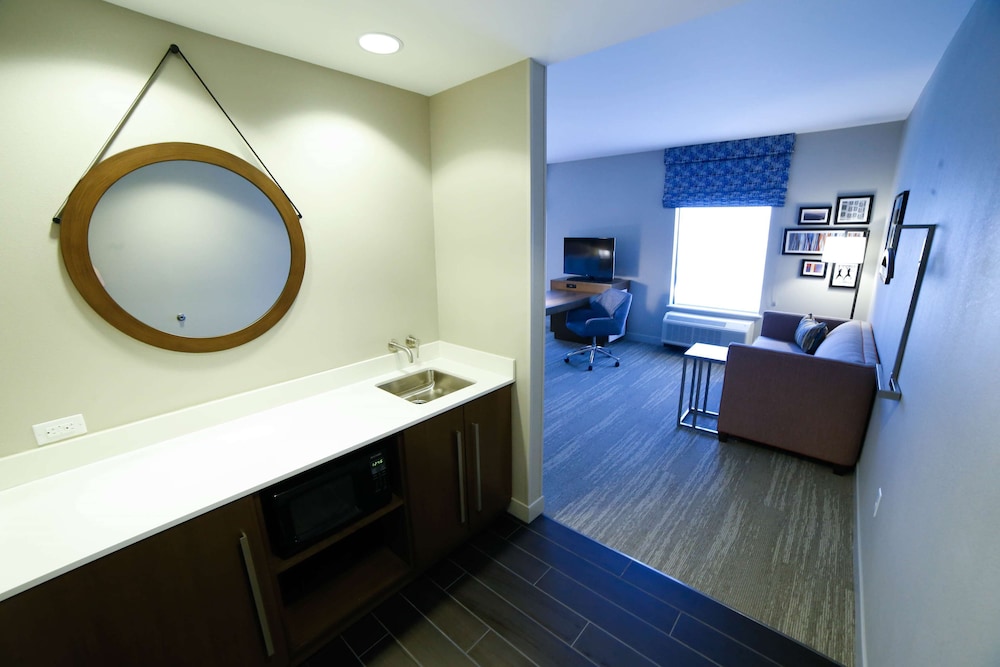 Hampton Inn Suites Forest City Nc 10/43