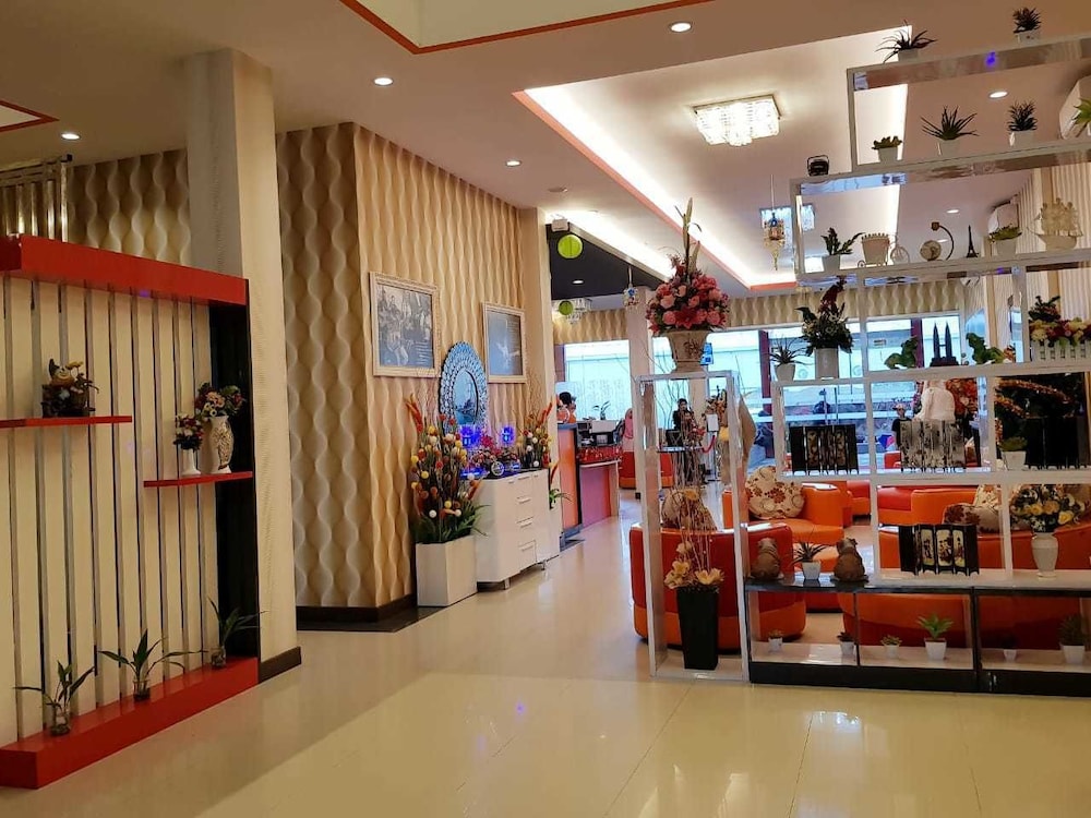 Fortune Front One Hotel Kendari 25/33