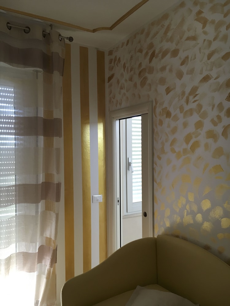 Derby Hotel 22/50