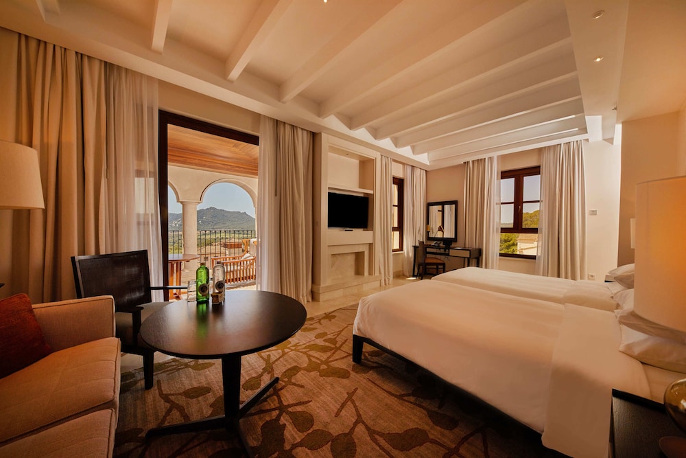 Junior Suite, Studio, King Bed, Valley View