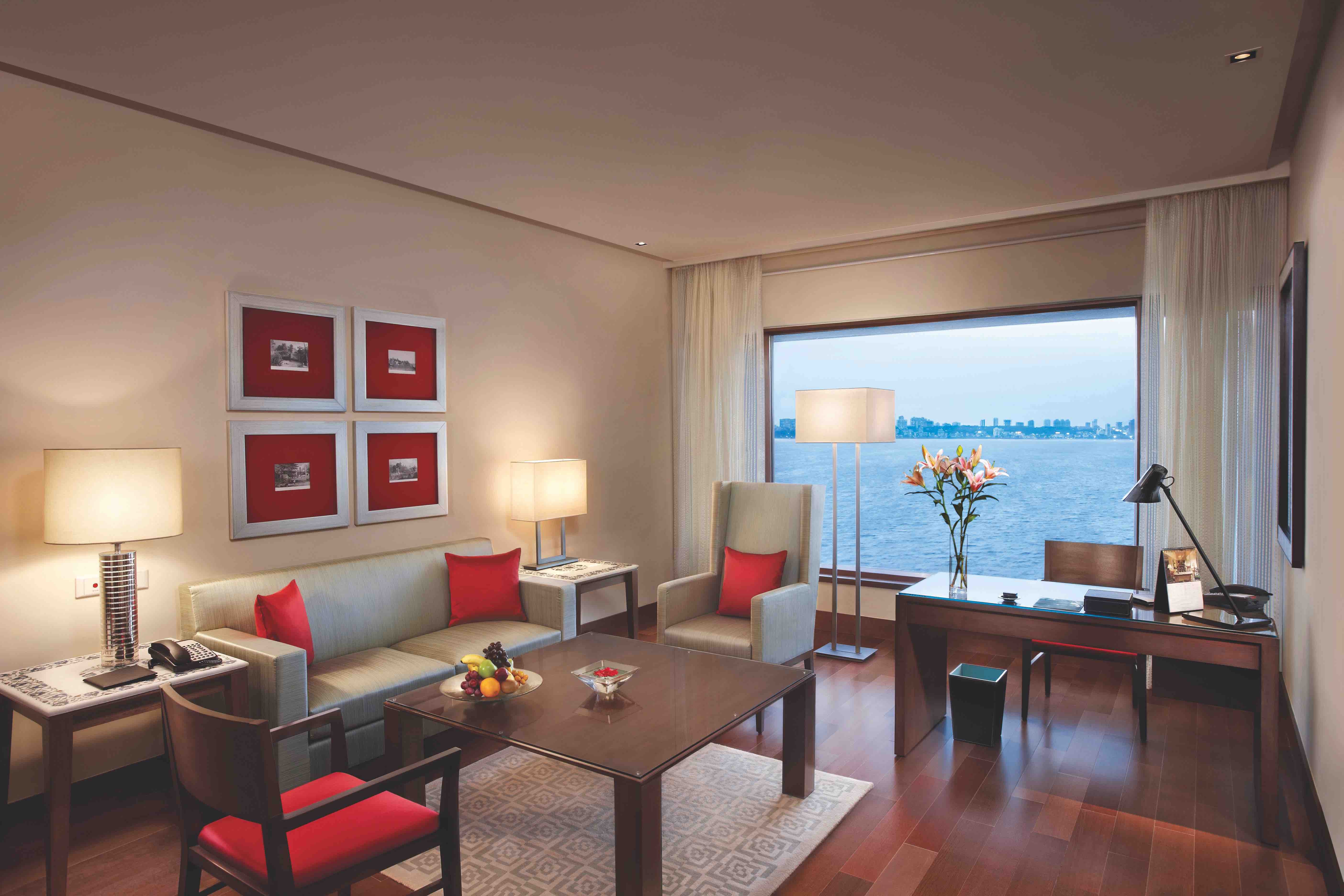 The Oberoi Mumbai 34/61