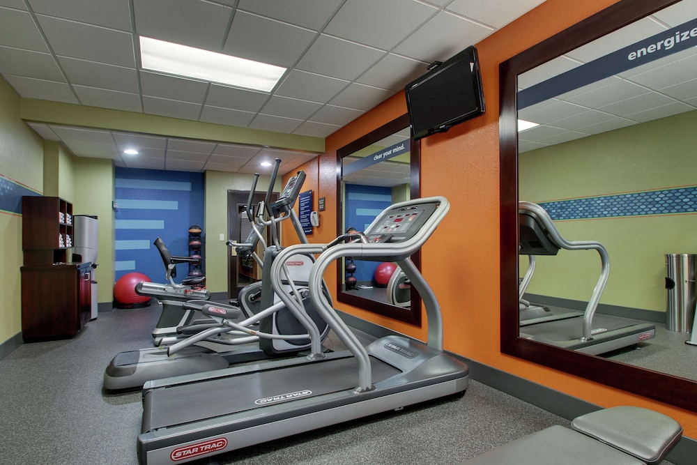 Hampton Inn Lebanon, MO 41/56