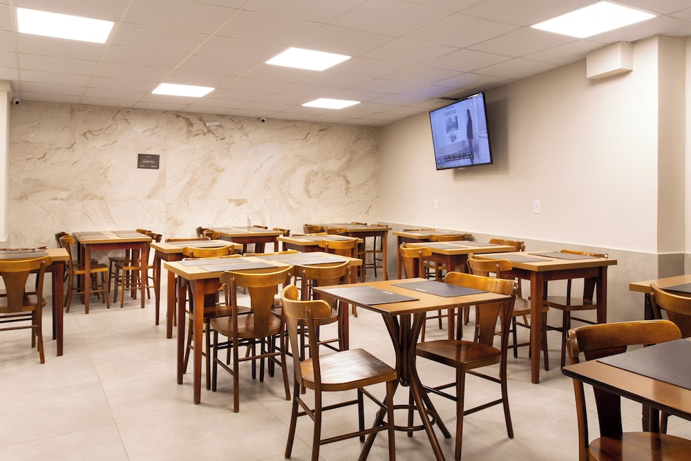 HOTEL DOM RAFAEL EXECUTIVO 53/62