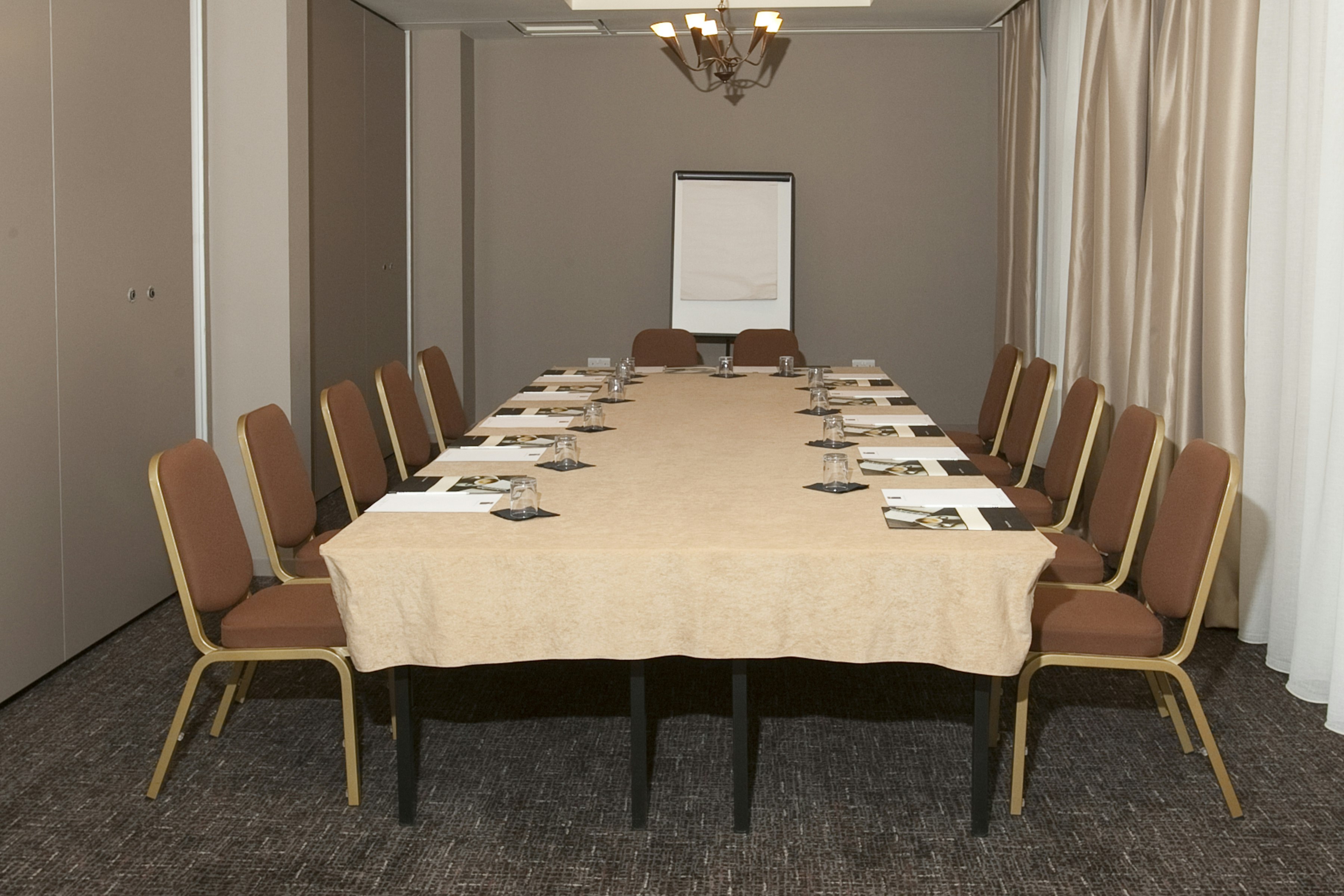 Humber Royal Hotel 12/23