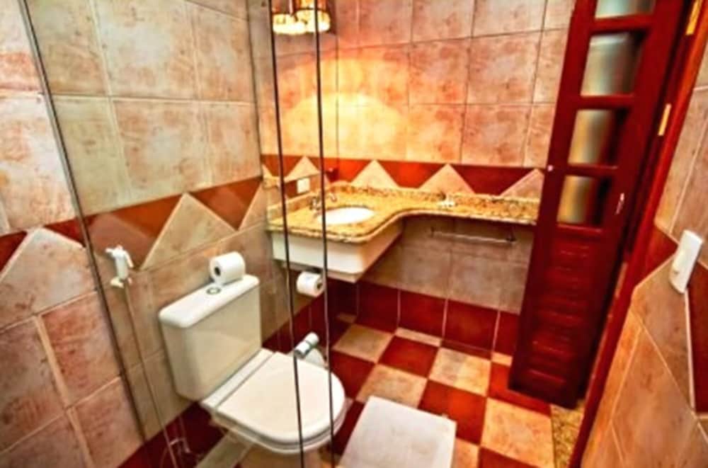 Hotel Pira Miuna 22/74