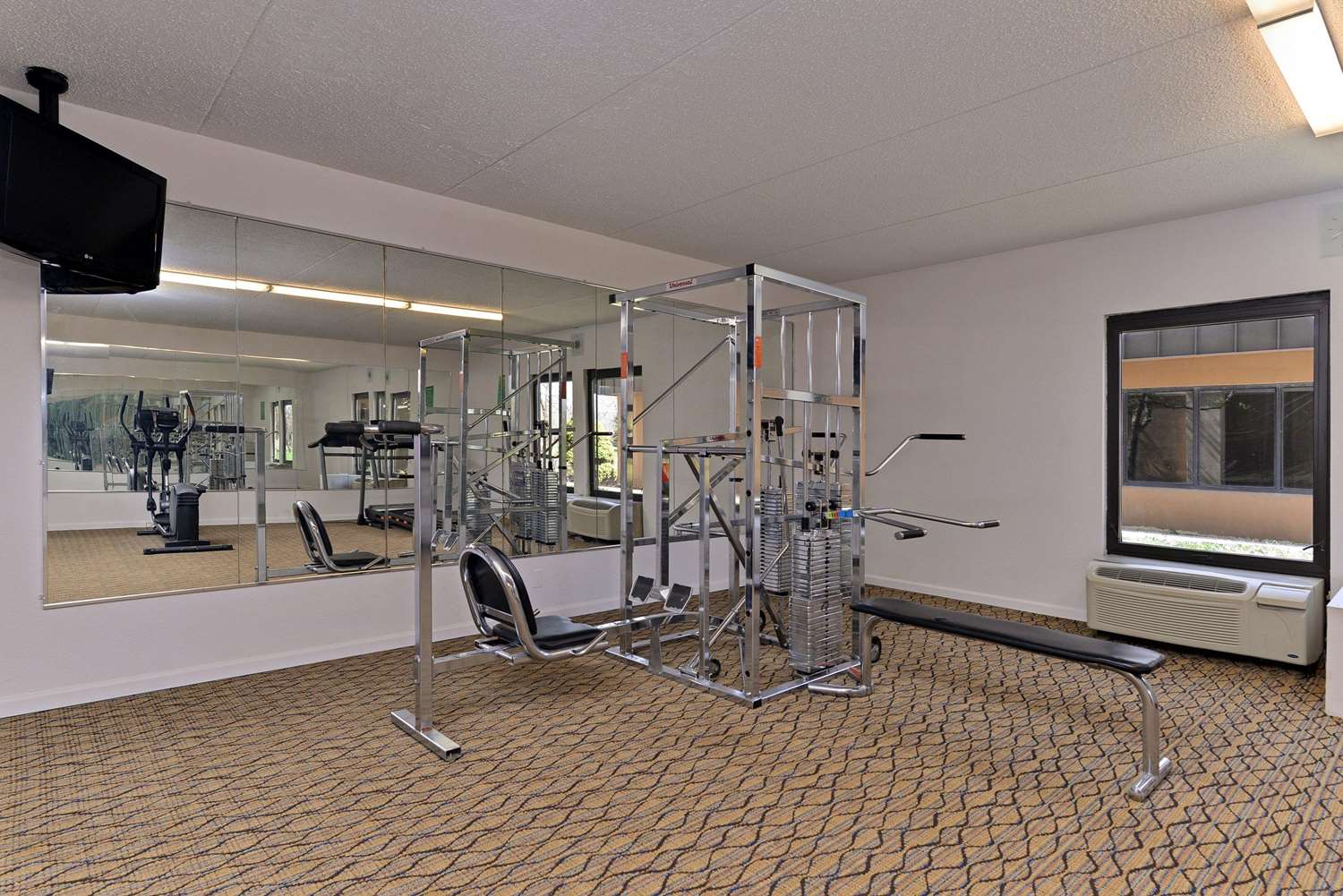 Quality Inn & Suites Matteson near I-57 16/30
