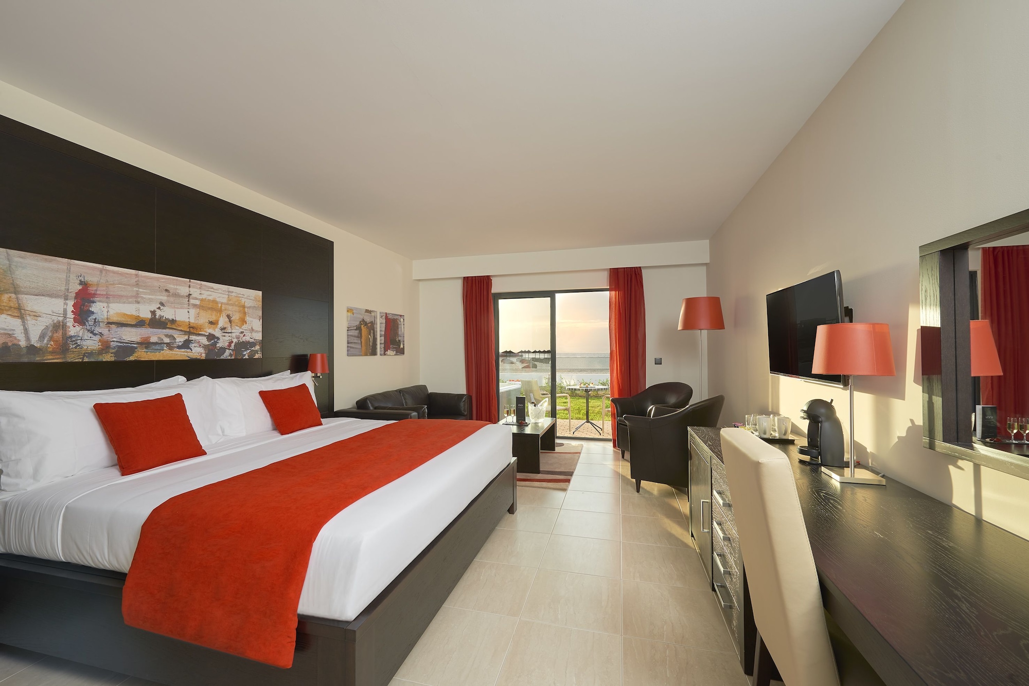The Level, King Bed, Ocean View, Jetted Tub
