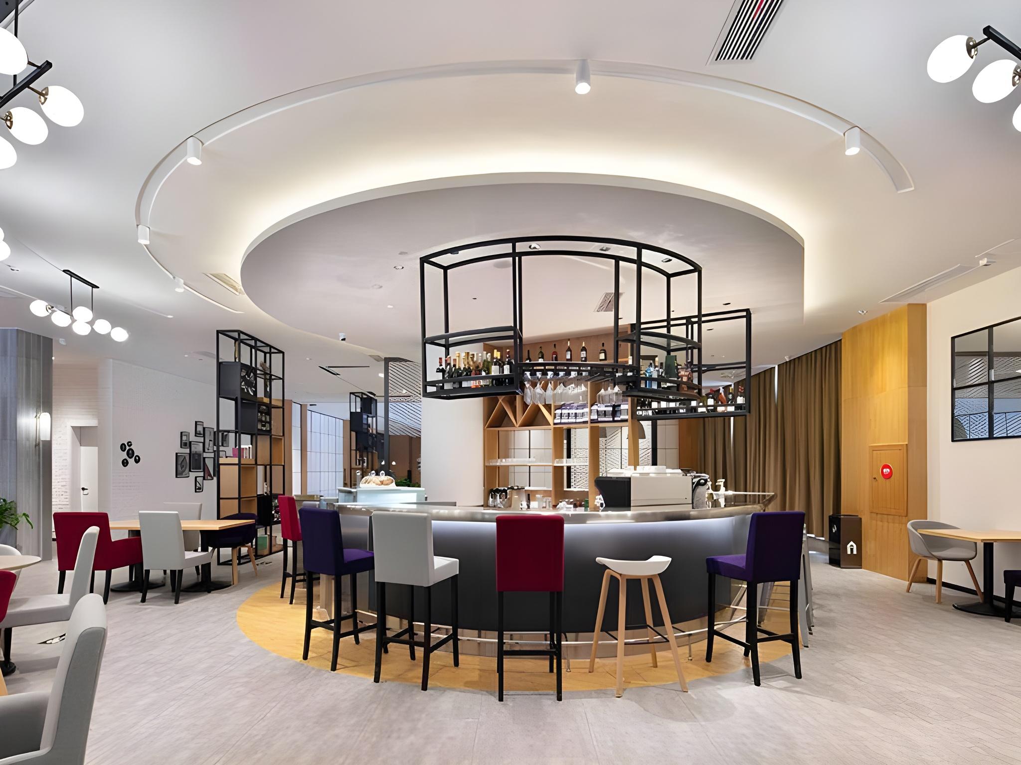 Campanile Hotel (Changsha Hongxing Desiqin Plaza) 32/41