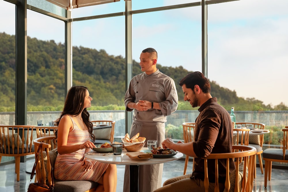 Hyatt Regency Dehradun Resort And Spa 16/25