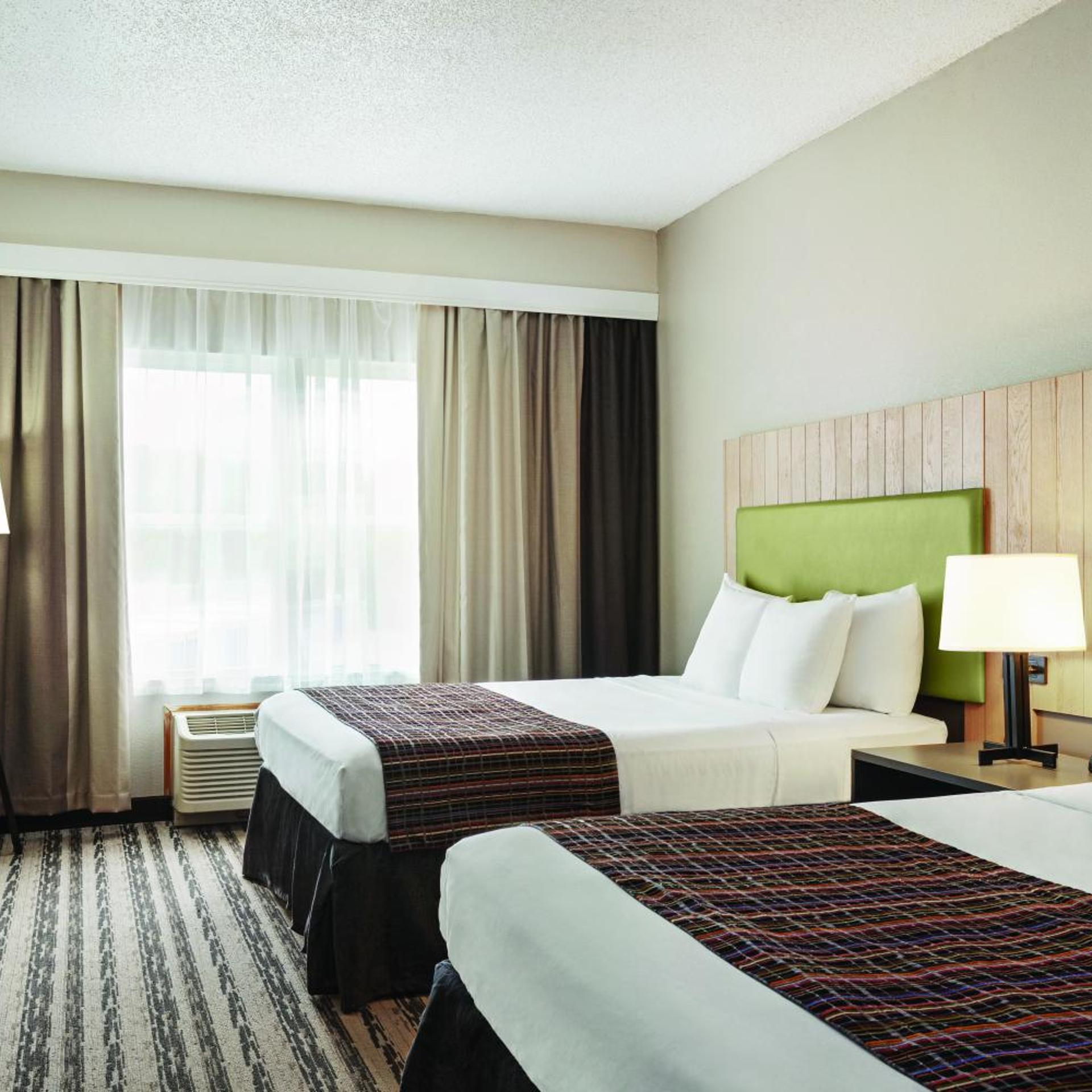 ROOM, 2 QUEEN BEDS, ACCESSIBLE