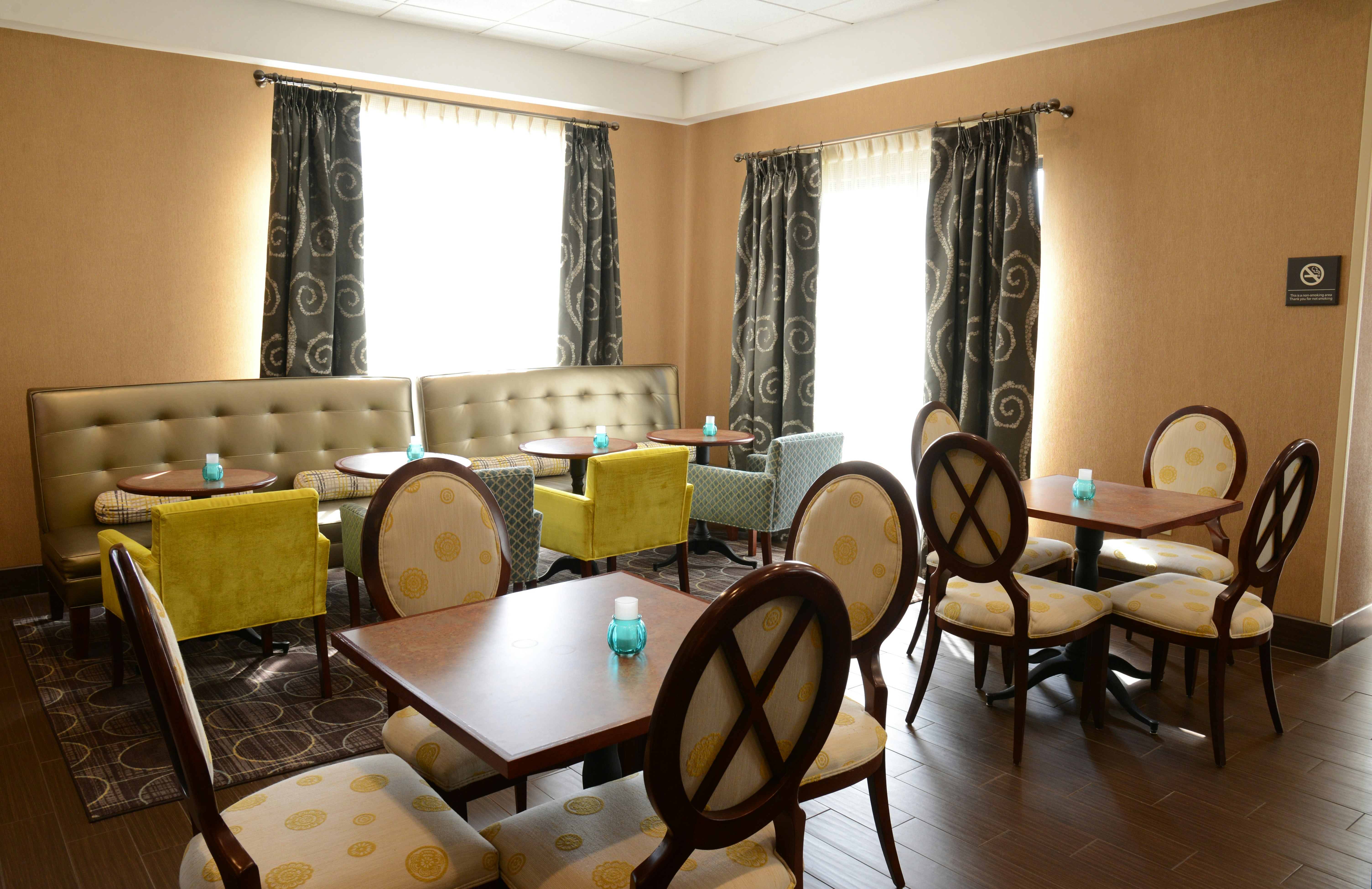 Hampton Inn Americus 26/45