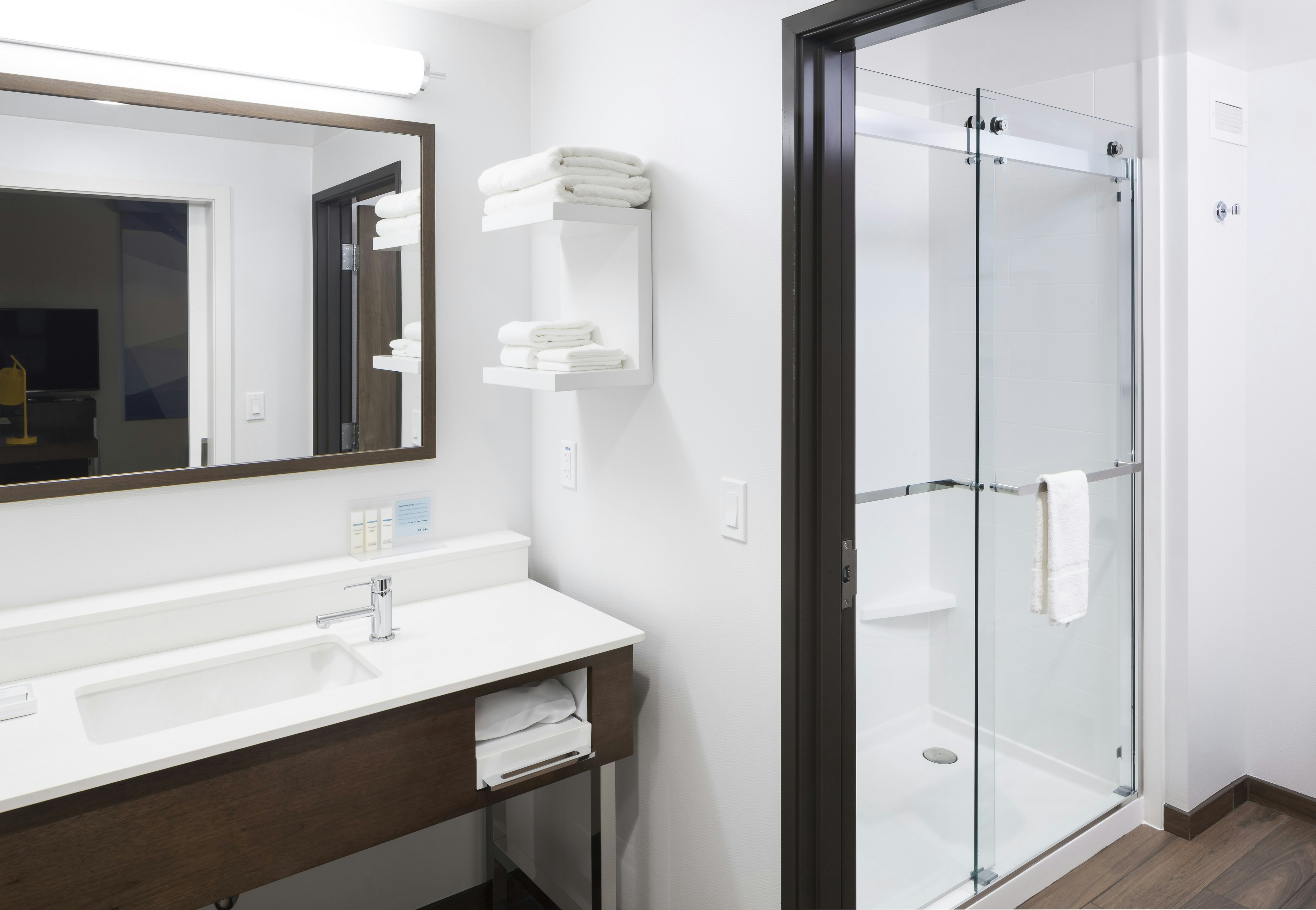 استوديو بسرير كينج، Hampton Inn Suites Phoenix Downtown 2/3